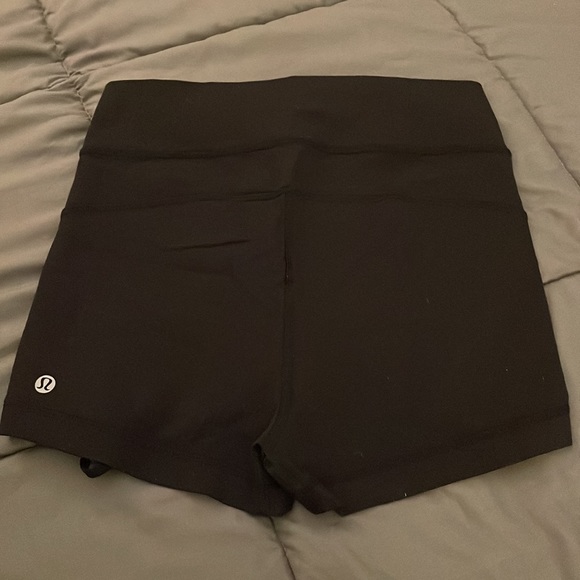 LuLu Spandex Shorts - Picture 2 of 2
